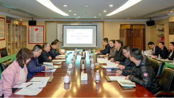 ʡ���ʵ�ίίԱ������������Դ�ʶӵ���ʡ������������