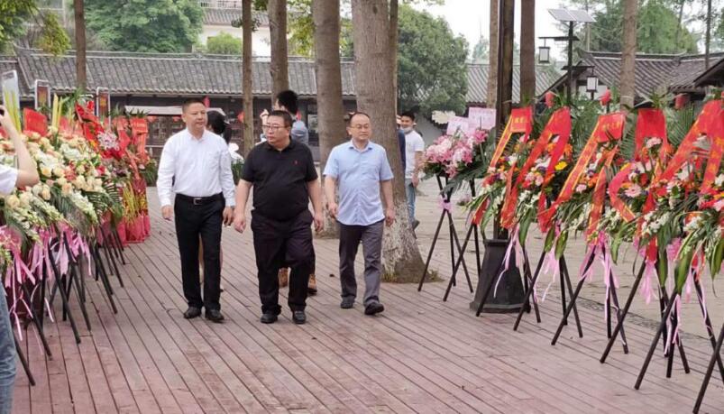 �������������򵼳�ϯս�������¥��ҵ��ʽ