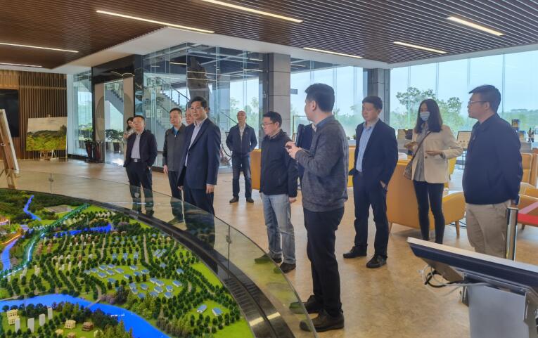 �����÷����ŵ�ί��ǡ����³����ͱ꿼�켯��������Ŀ