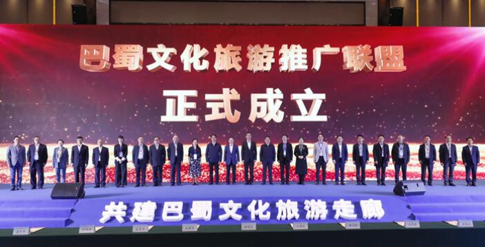 �����������ż��롰���������ƹ�ͬ�ˡ� ���״����»���