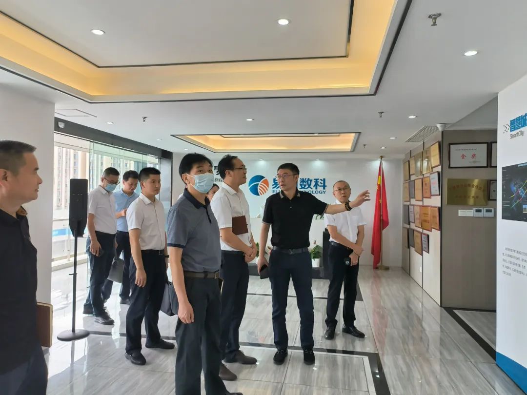 �������������ⲿ���¸��������ƹ�˾���п���