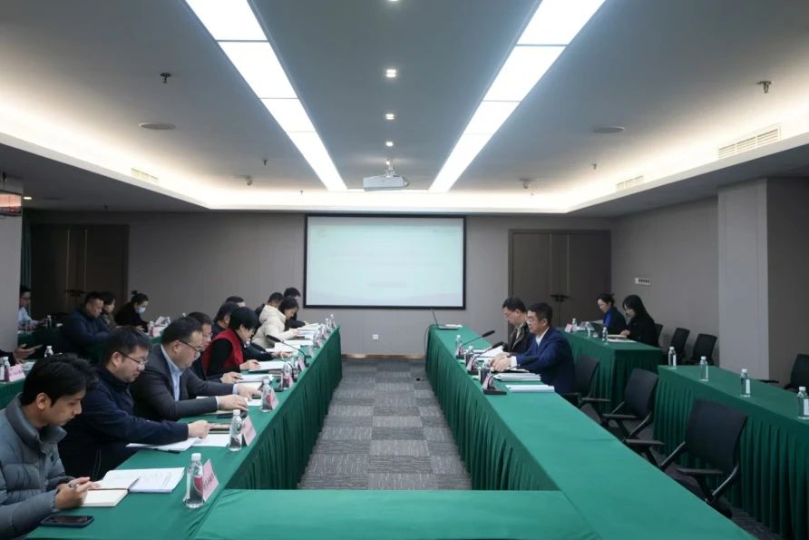 ʡ�����������ŵ�У��������ѵ���ģ��������ۻ���У��ίԱ������ξۻ��ٿ�